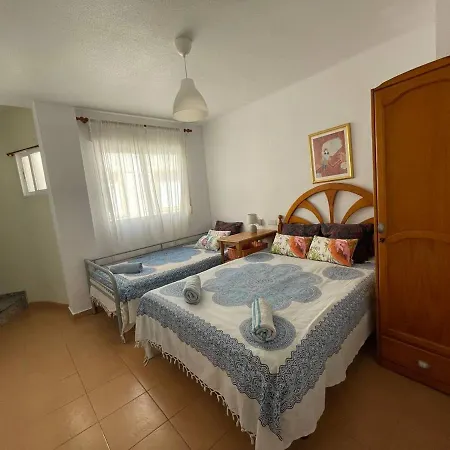 Family House With Pool Holiday home *